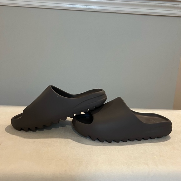 Yeezy Women's Slide Sandals - Dark Gray - Picture 2 of 4